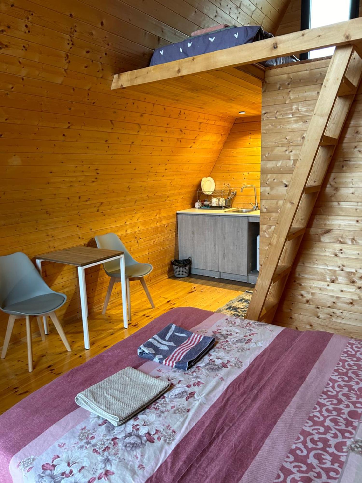 Cottage In Udabno Kültér fotó